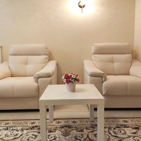 Comfort Apartments - Bright Family Suite Grodno Exteriör bild