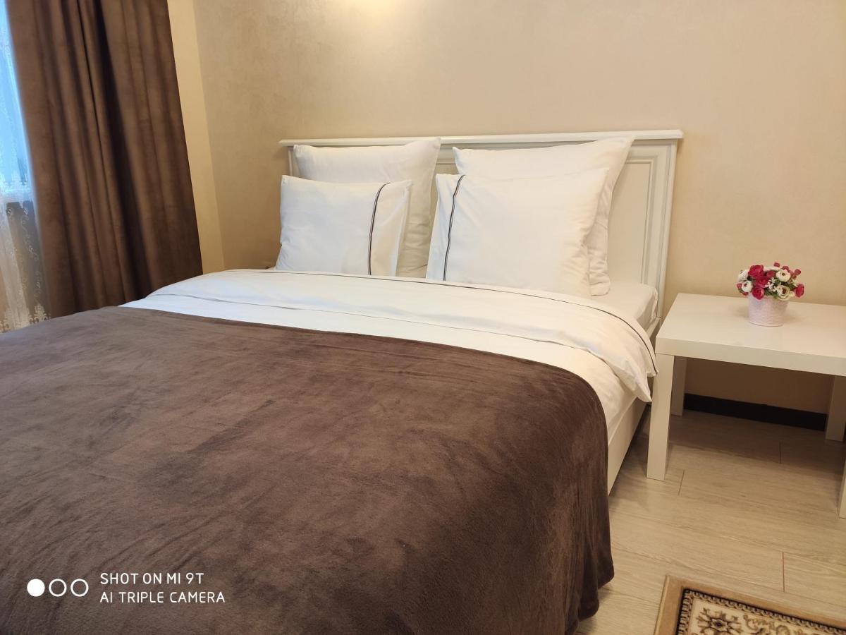 Comfort Apartments - Bright Family Suite Grodno Exteriör bild