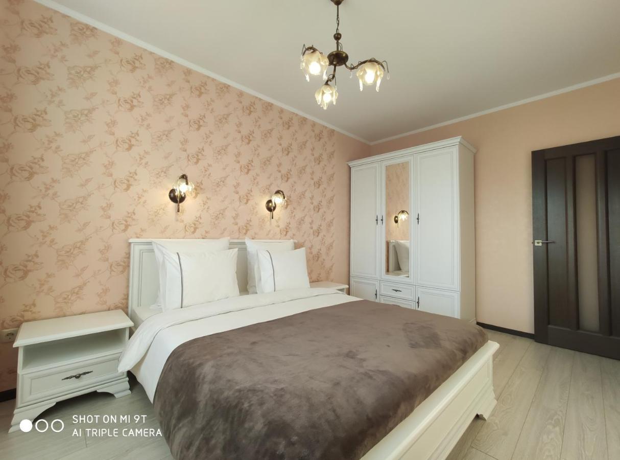 Comfort Apartments - Bright Family Suite Grodno Exteriör bild
