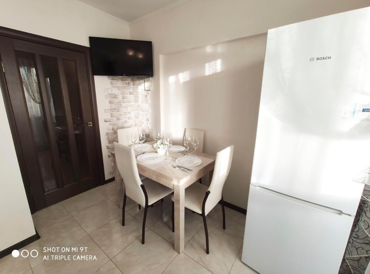 Comfort Apartments - Bright Family Suite Grodno Exteriör bild