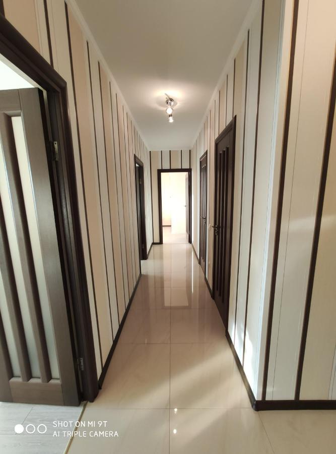 Comfort Apartments - Bright Family Suite Grodno Exteriör bild