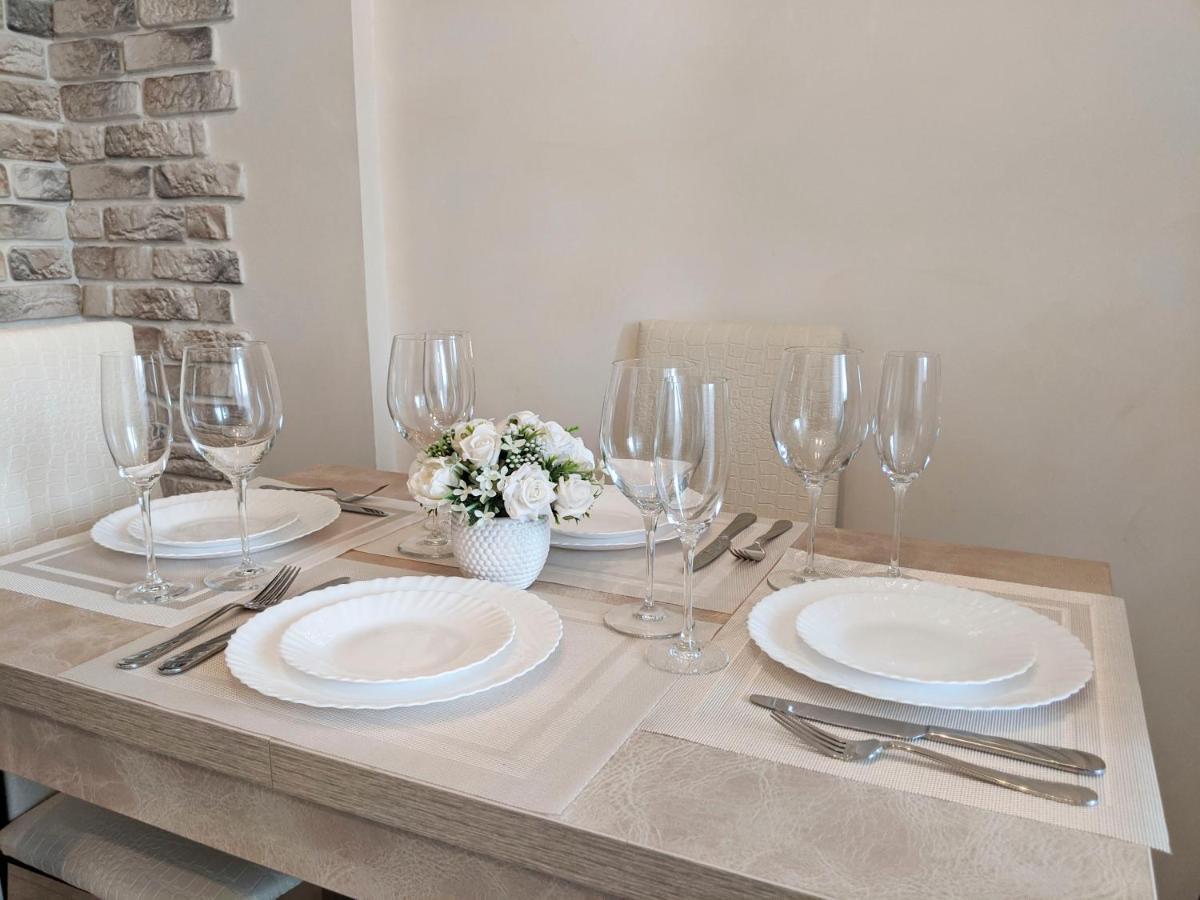 Comfort Apartments - Bright Family Suite Grodno Exteriör bild