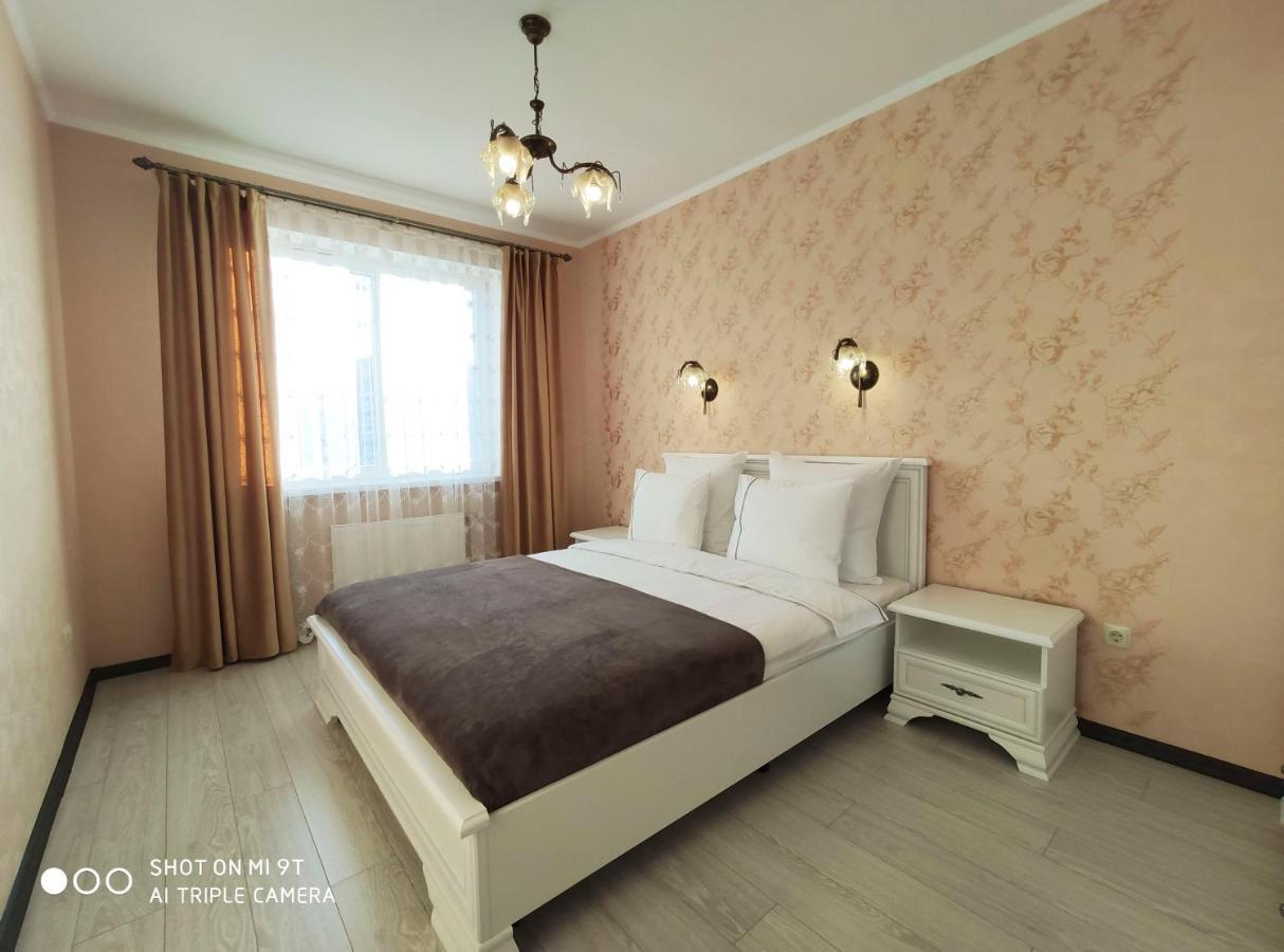 Comfort Apartments - Bright Family Suite Grodno Exteriör bild